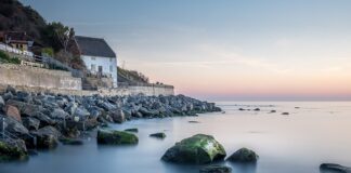 Czy włączony telewizor przyciąga pioruny?